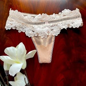 Victorias Secret NWT - XS White Lace Thong Underwear